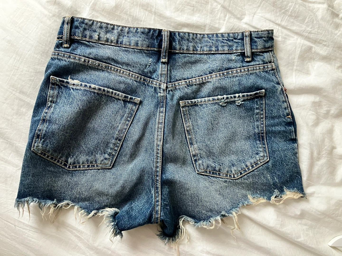 ZARA High-Waisted Jeans Shorts - Size 6 - photo 3
