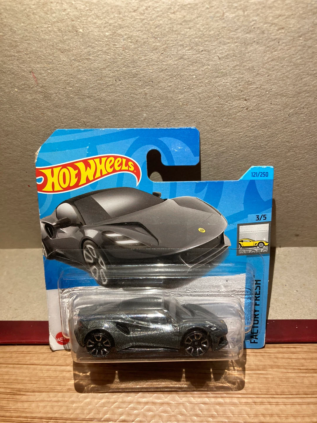 Hot Wheels / Lotus Emira / Dark Silver