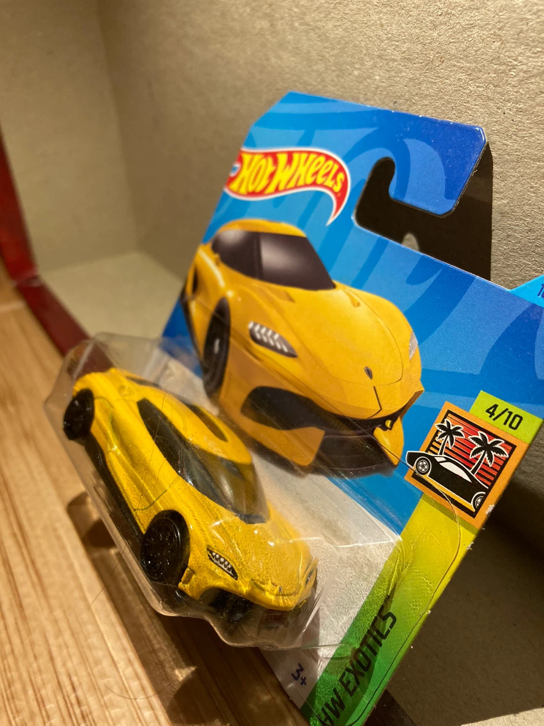 Hot Wheels / Koenigsegg Gemera / Yellow - photo 2