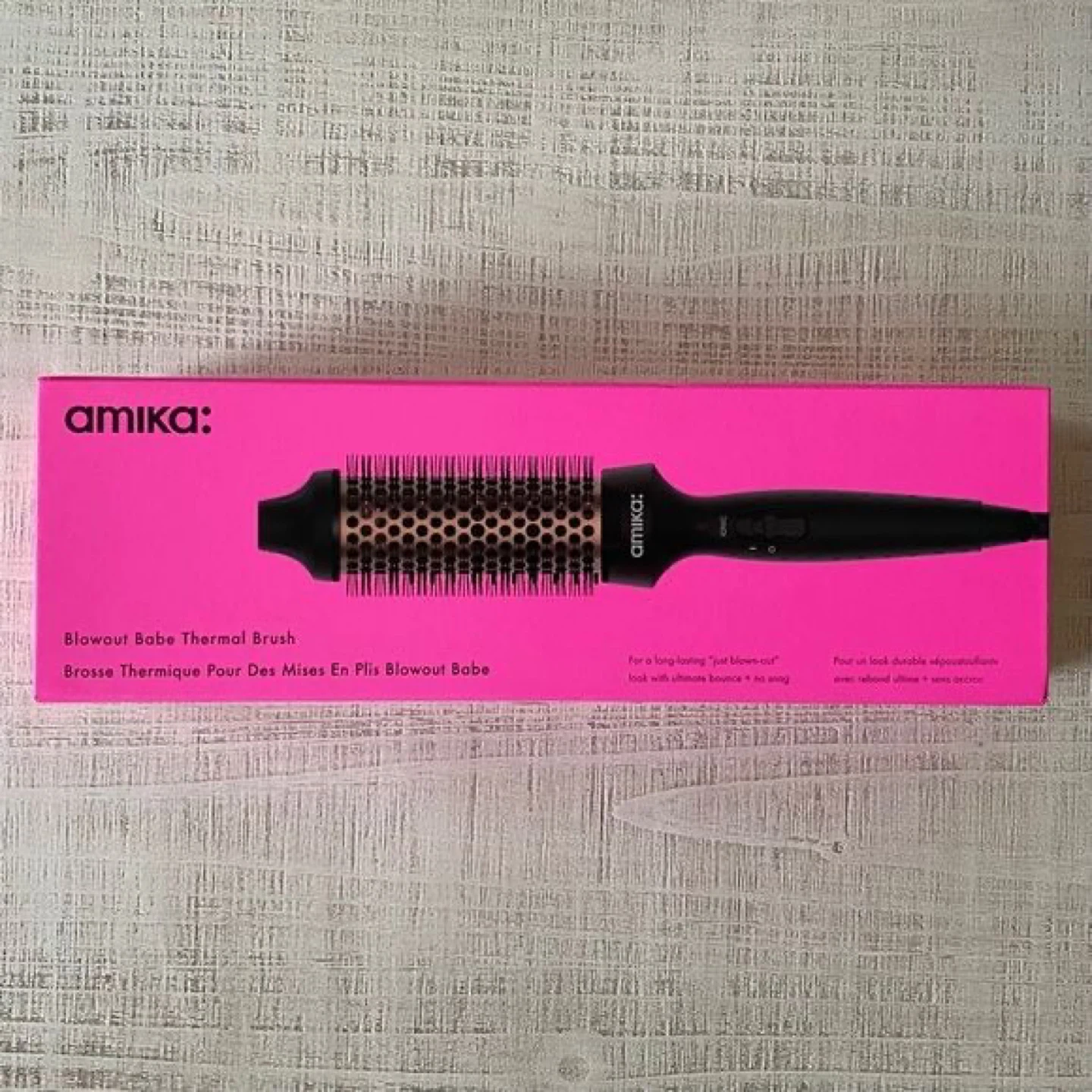 Amika Blowout Babe Thermal Brush