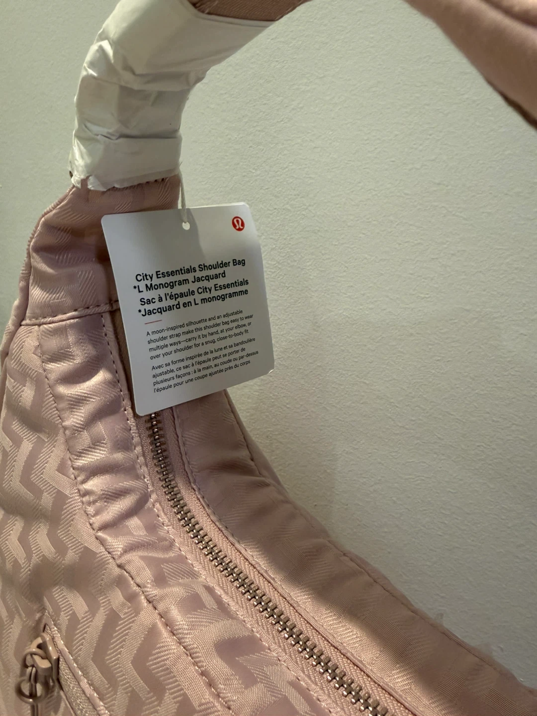 Lululemon Shoulder Bag - Pink Jacquard - photo 4