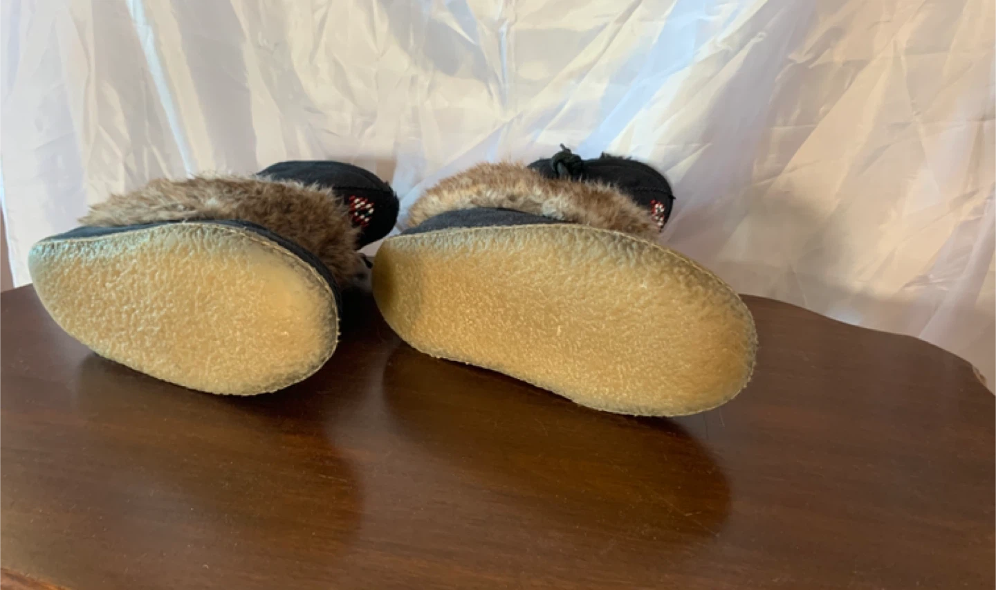 MUKLUKS- LADIES SZ 8 - photo 3