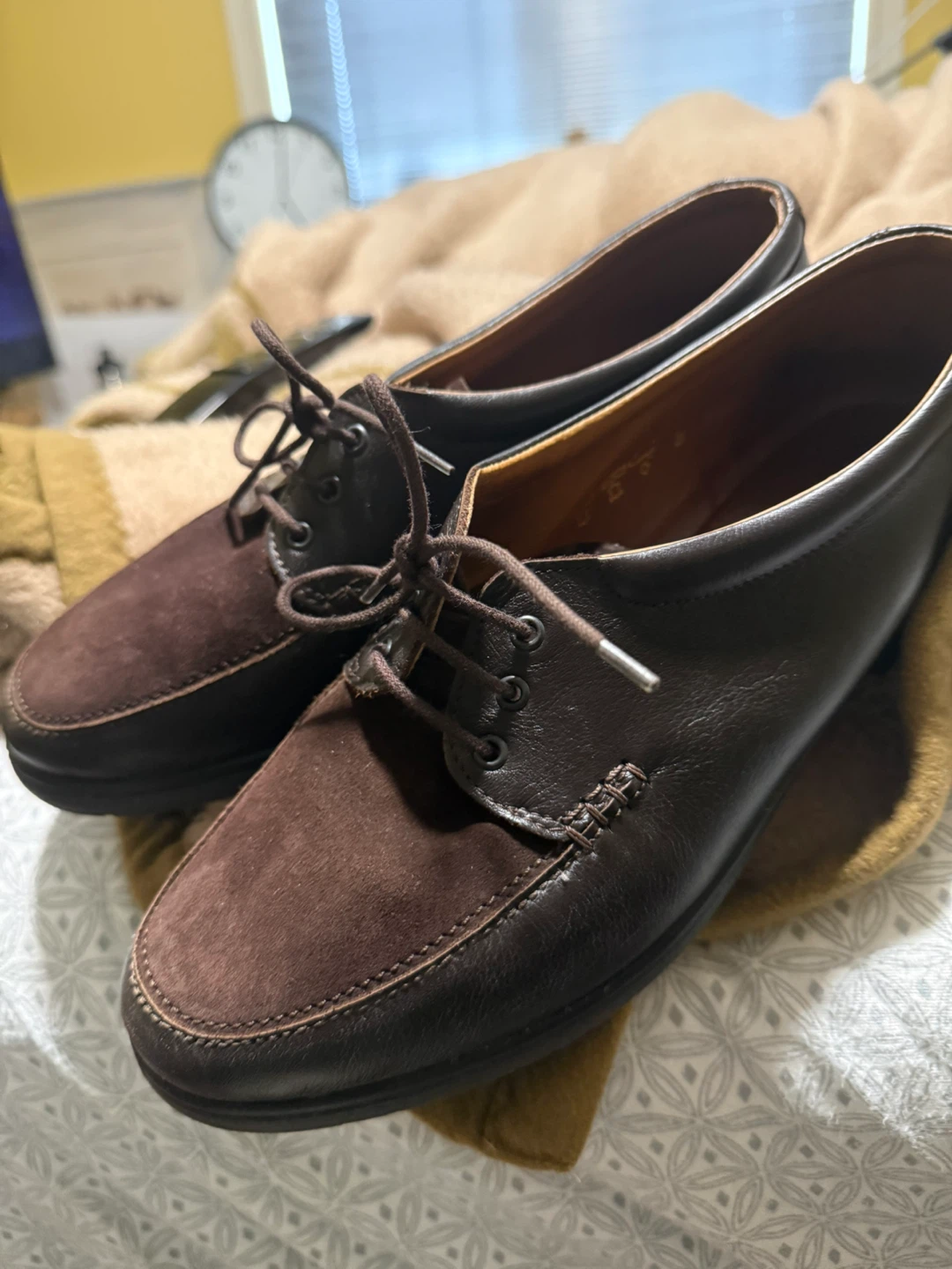 ROHDE leather and suede women’s lace-up shoes-like new