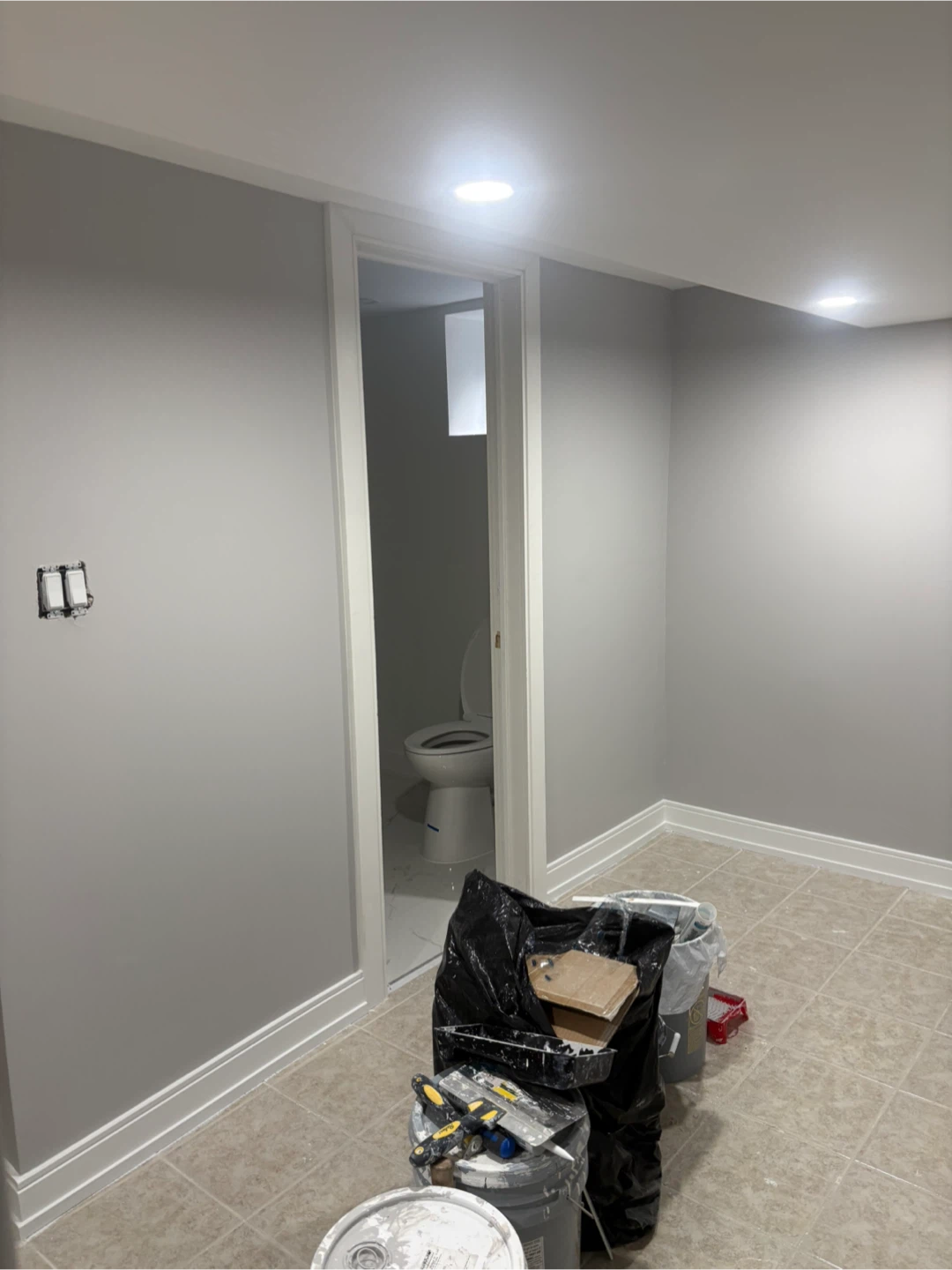 2 bedroom basement apartment - photo 5