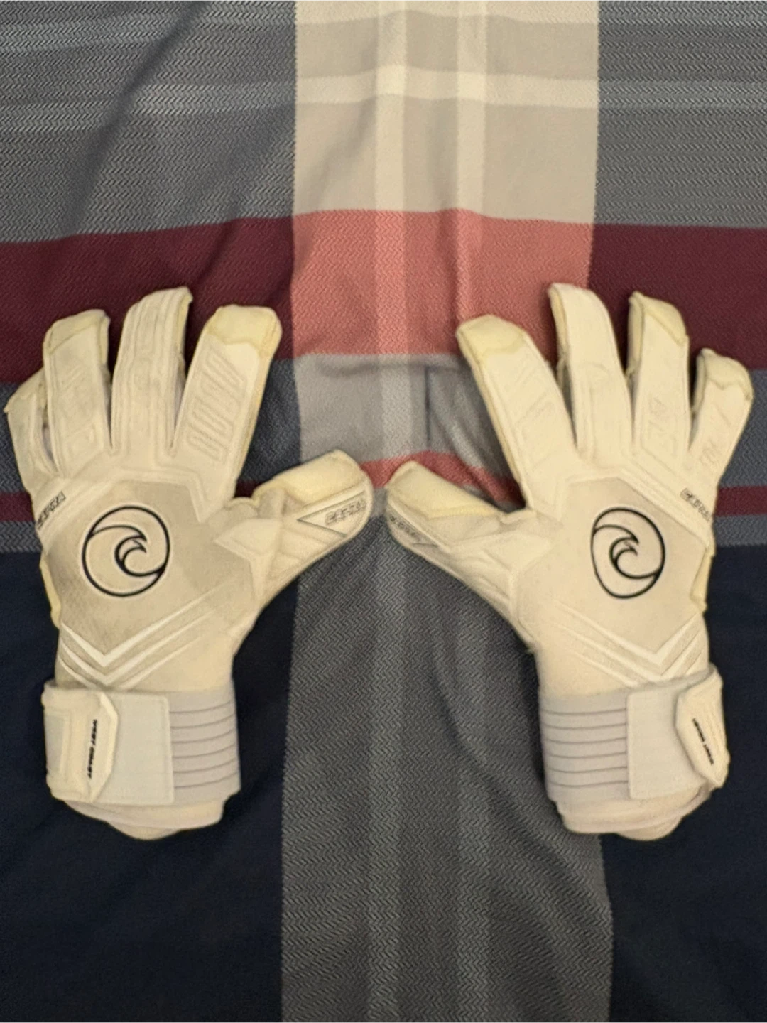 WEST COAST ION CAPRA Goalie Gloves - photo 2