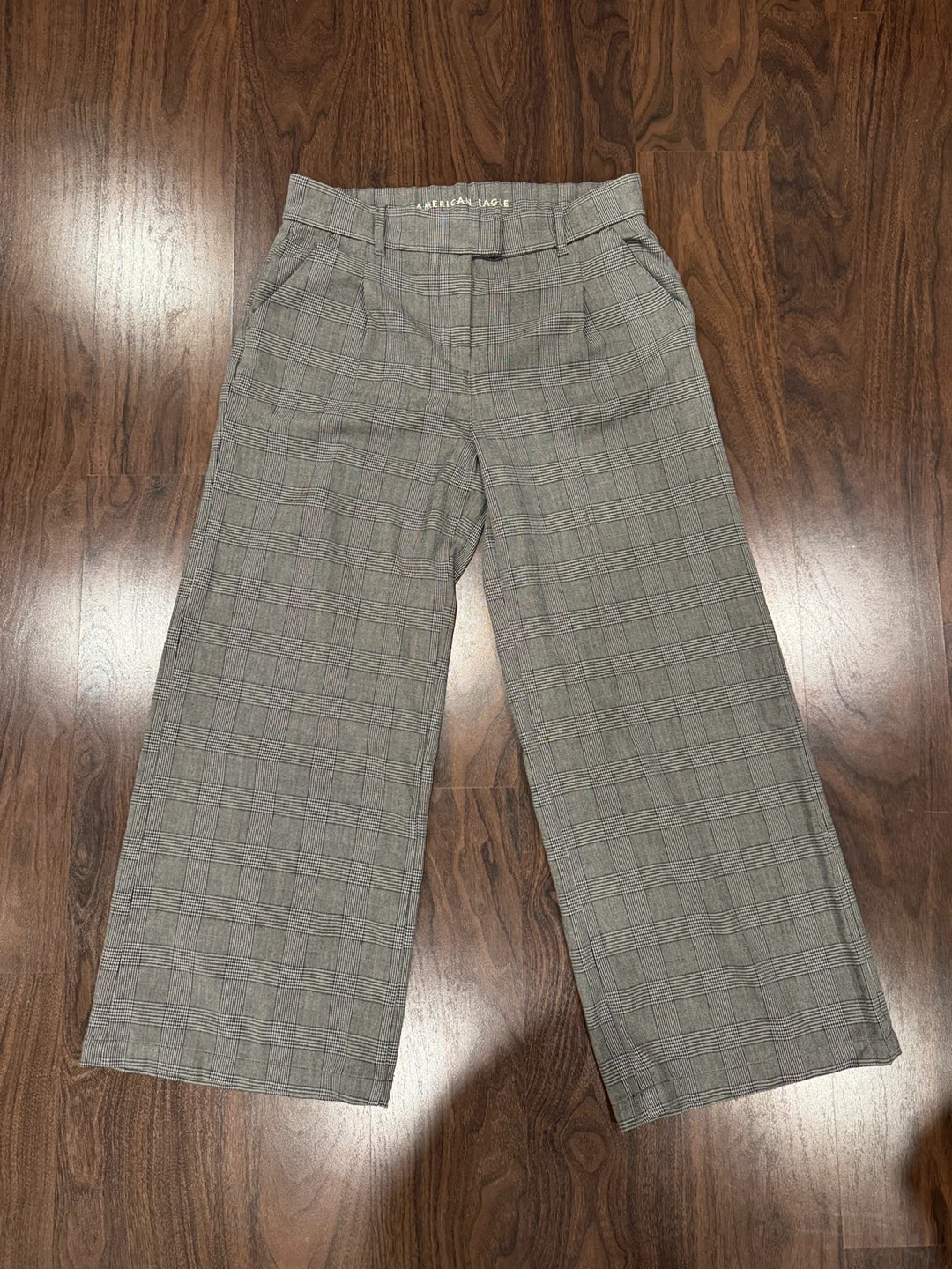 American Eagle Light Brown Plaid Wide-Leg Pants - Size 8 Short