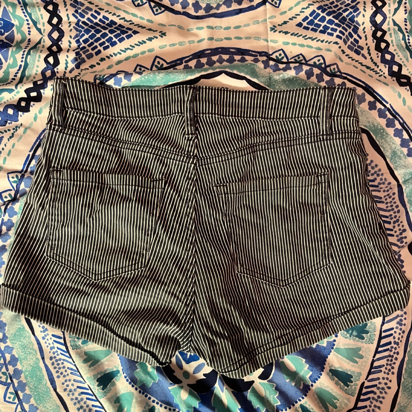 Striped Denim Shorts - photo 3