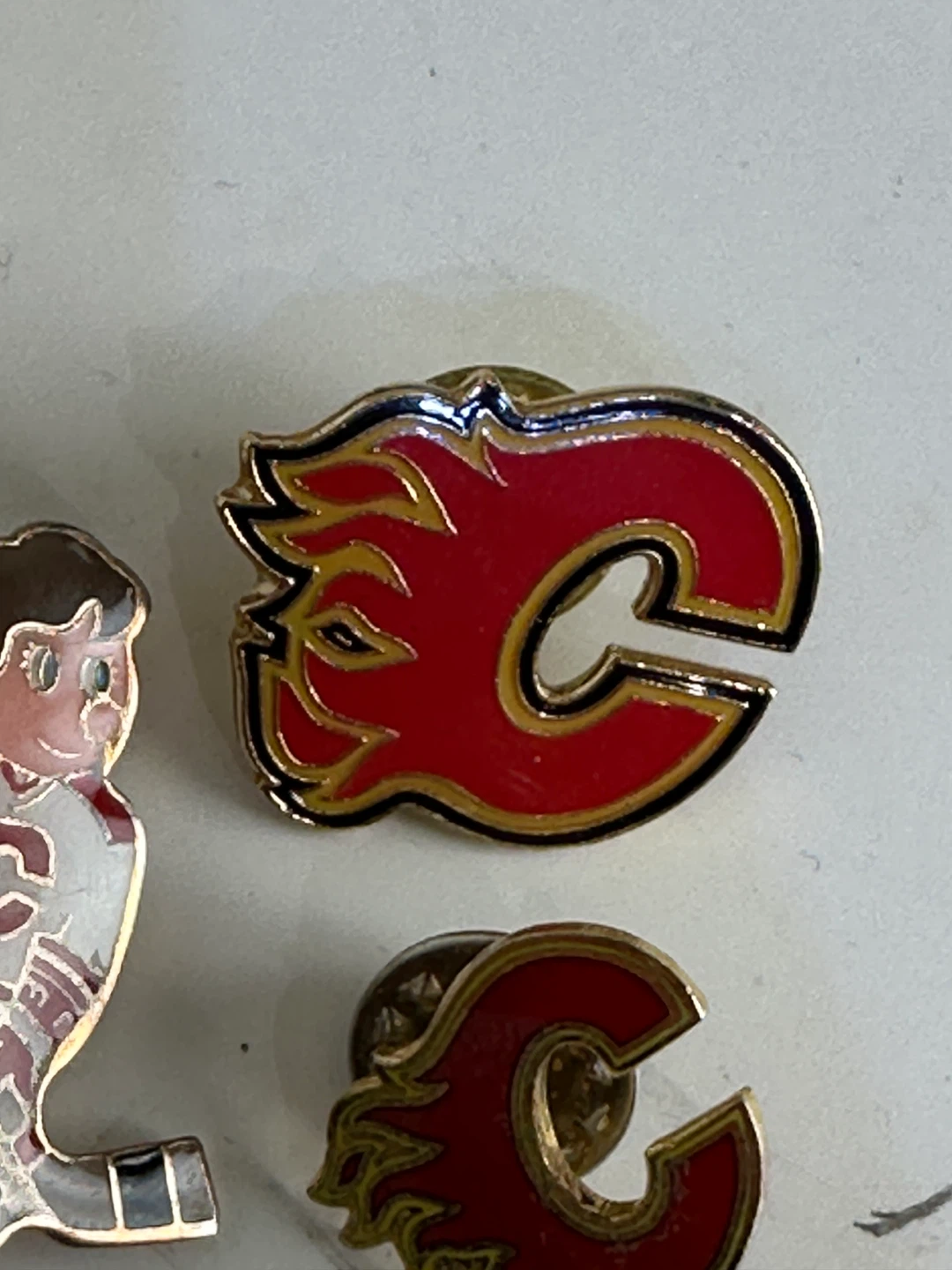 Calgary Flames Hockey Pins Set - photo 4