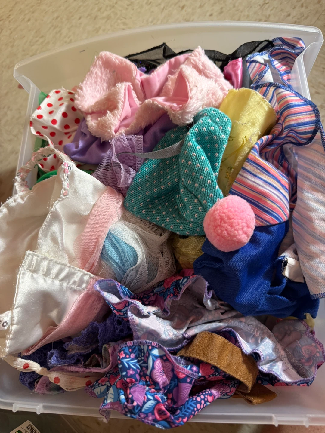 Doll Accessories and Clothes Bundle 75$ - photo 3