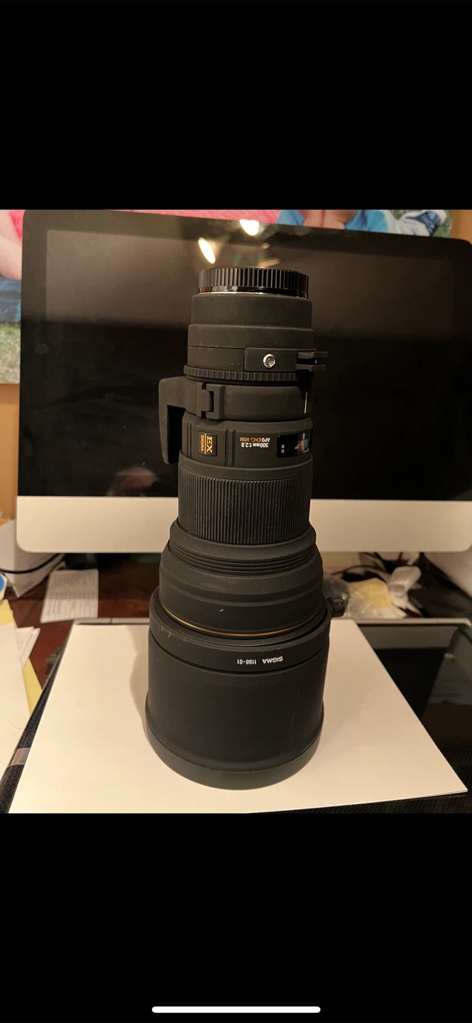 Sigma 300 mm f/ 2.8 DG OS HSM | Sports Lens