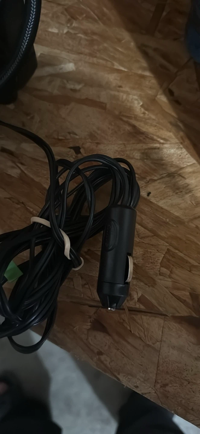 Portable Air Compressor with Gauge - photo 4