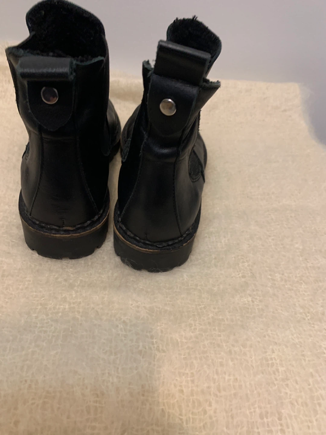 Black Leather Chelsea Boots - photo 4