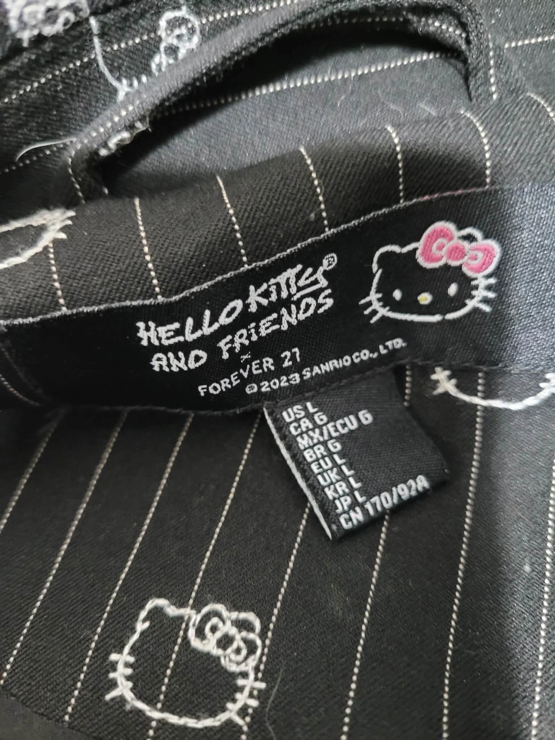 Forever 21 Hello Kitty & Friends Black Pinstripe Blazer Large - photo 2