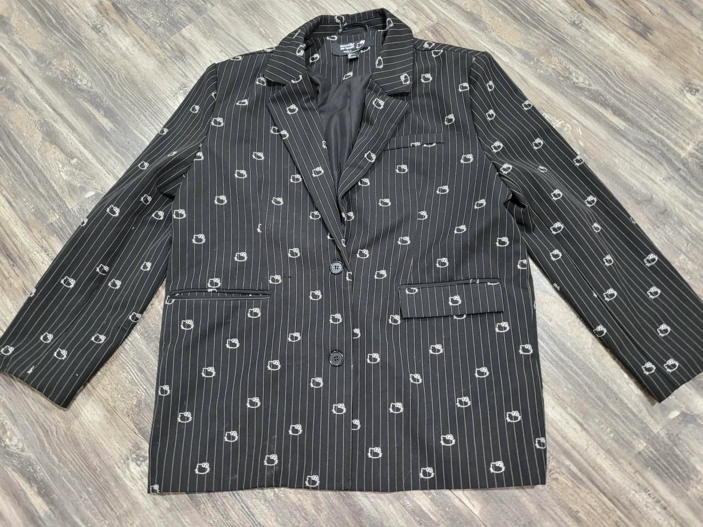 Forever 21 Hello Kitty & Friends Black Pinstripe Blazer Large