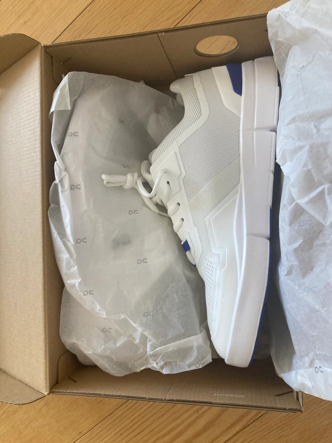 NEW - On The Roger Spin (size 9) - photo 3