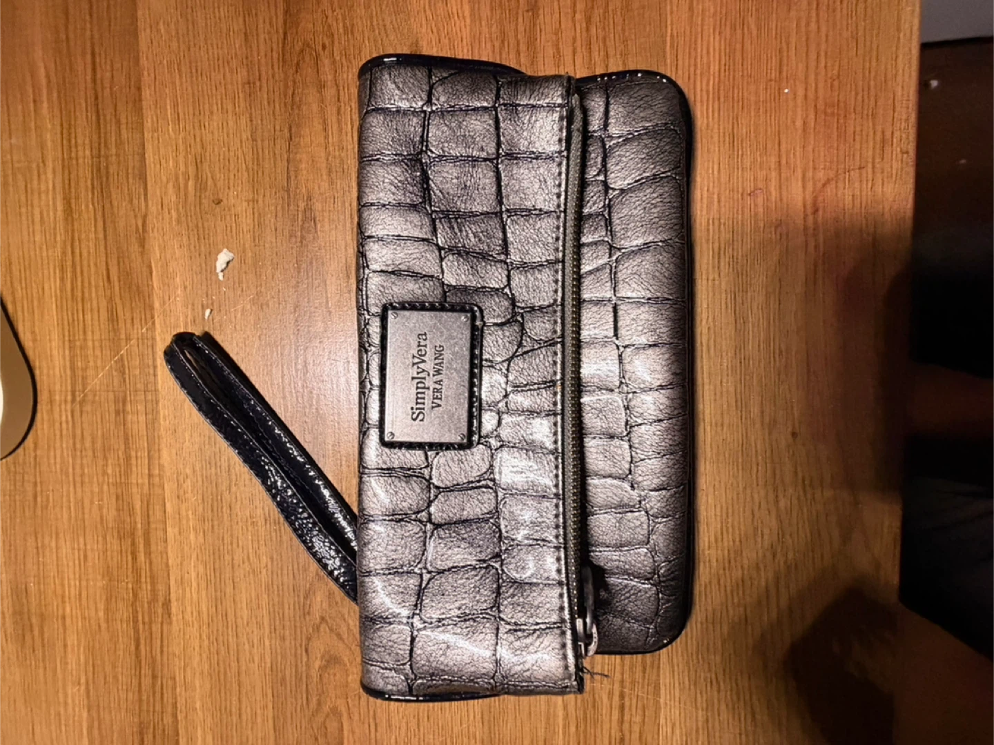 Simply Vera Vera Wang Silver Croc Embossed Wristlet Clutch - photo 2