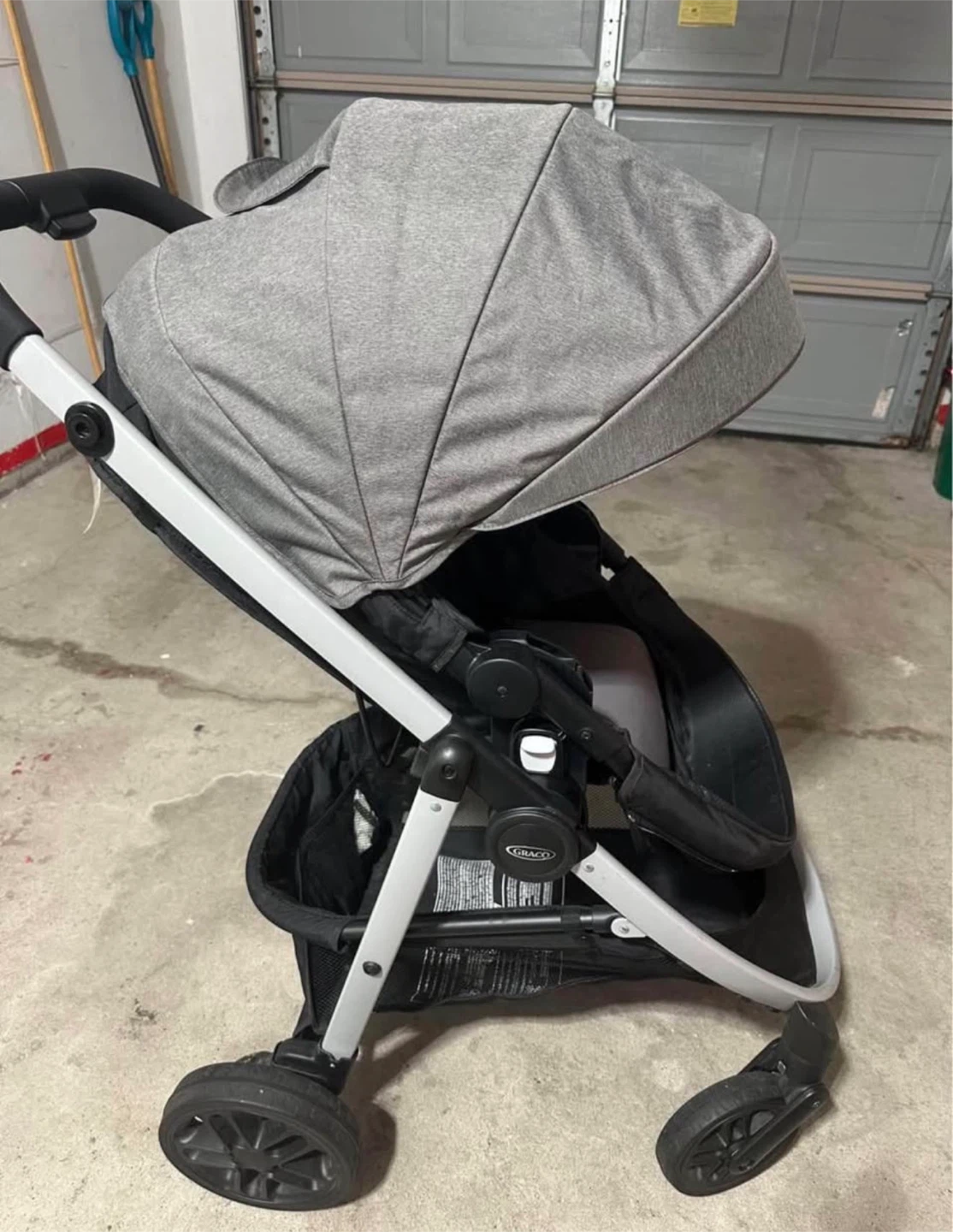 Graco Stroller and Car Seat Travel System - photo 2