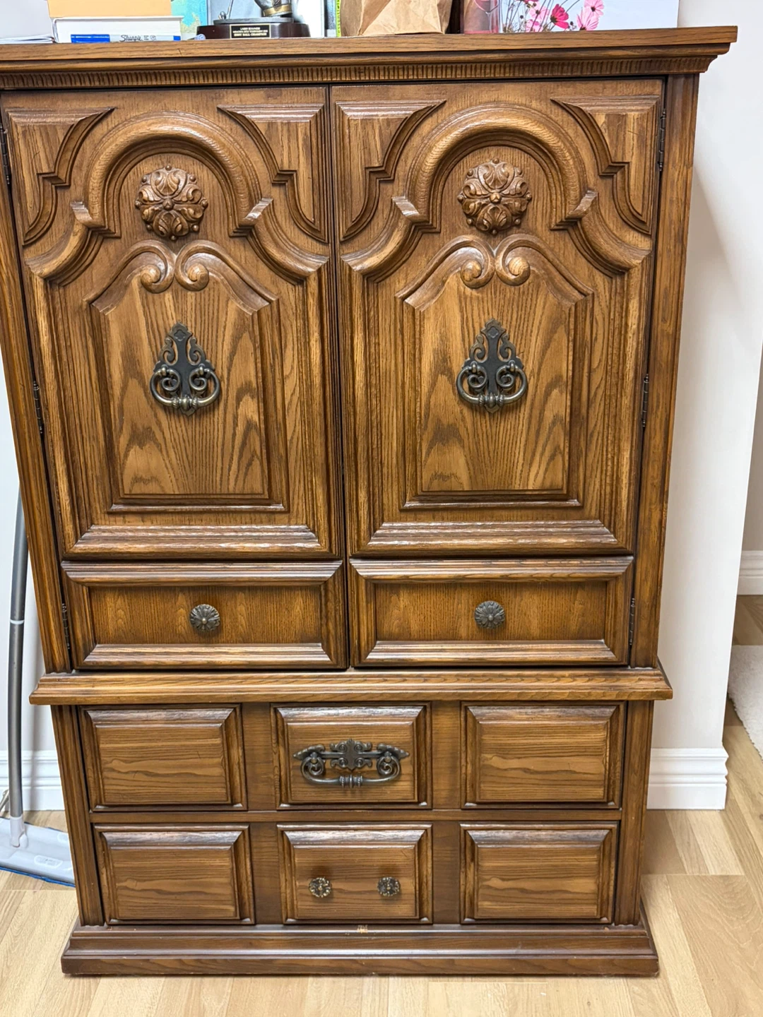 Solid Oak Wardrobe with 6 Compartments and 3 Drawers