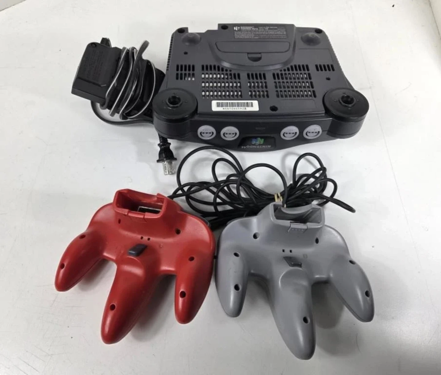 Nintendo N64 Console with 2 Controllers and 5 Games - photo 2