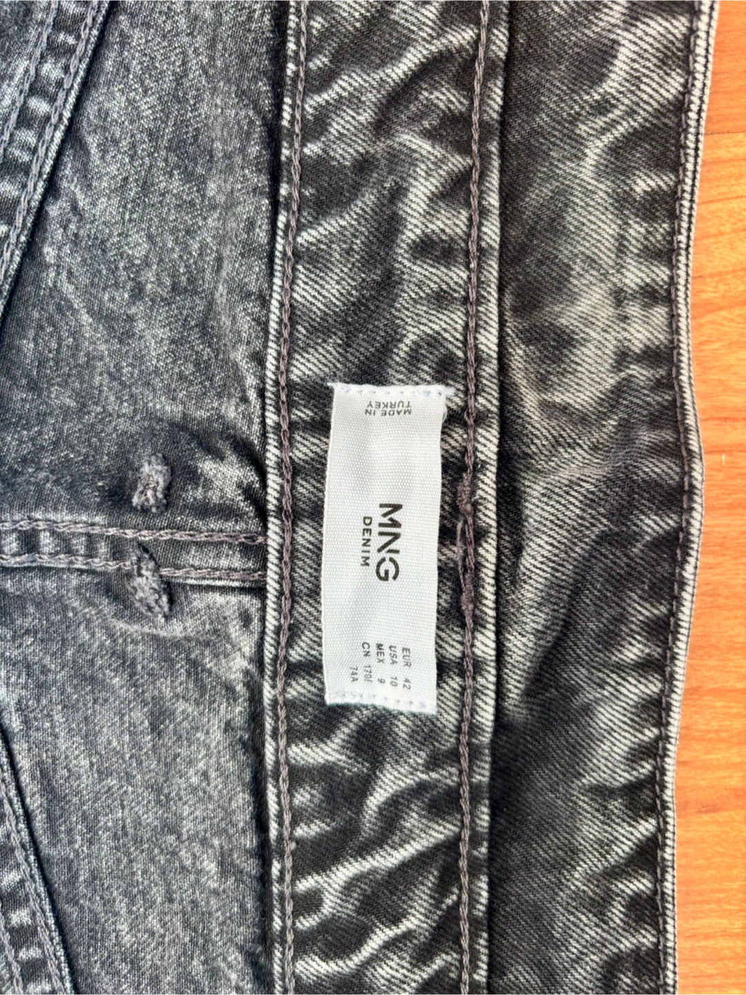 Mango High-Waist grey Acid WashJean size 10| straight leg jeans - photo 2