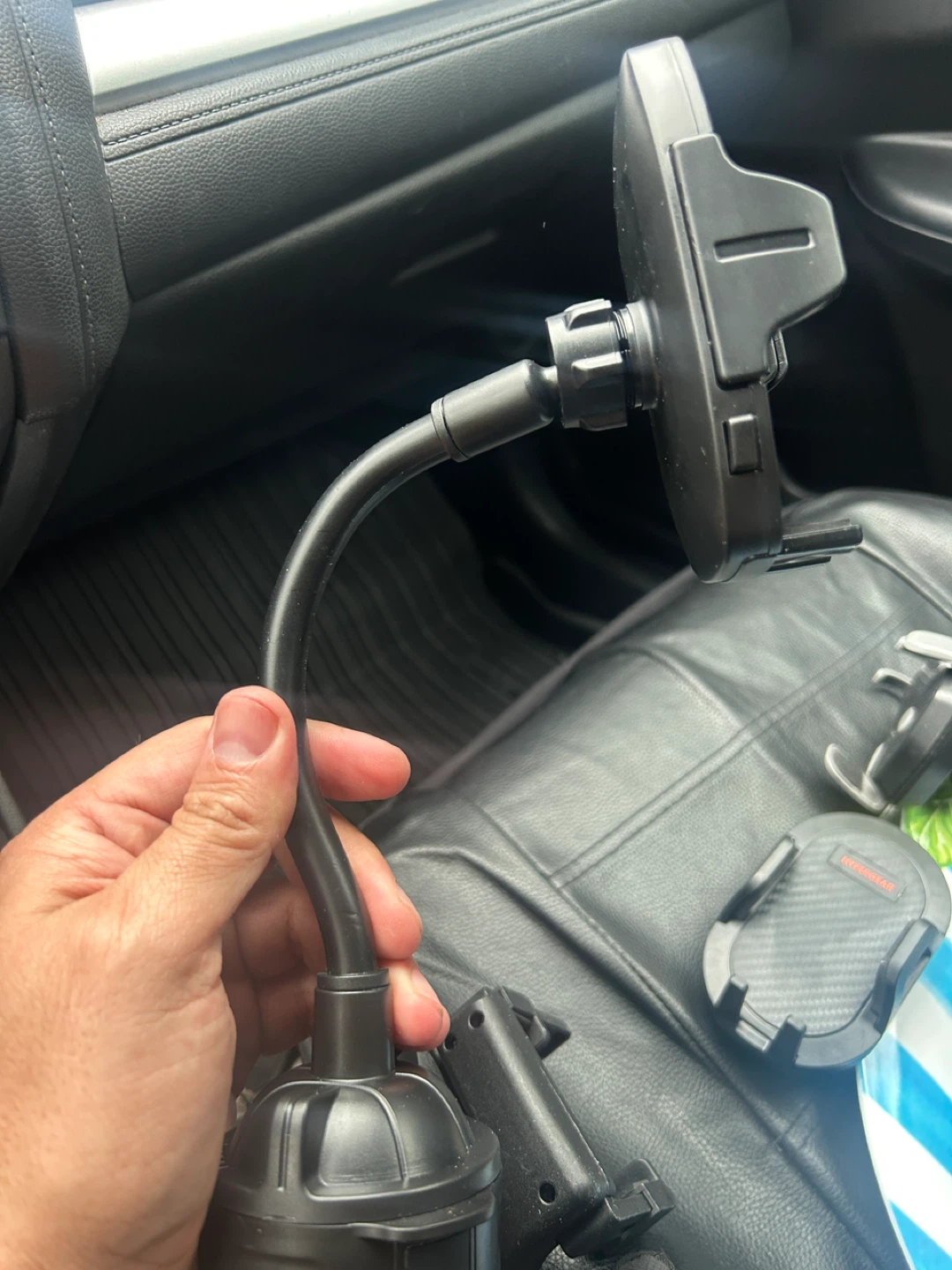 NASCAR Cup Holder Phone Mount - photo 4