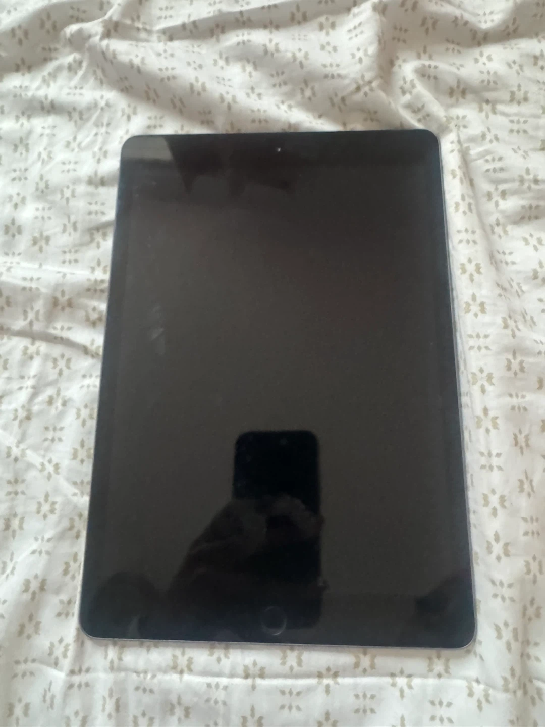 Apple iPad Tablet - Space Gray 9th Generatiom