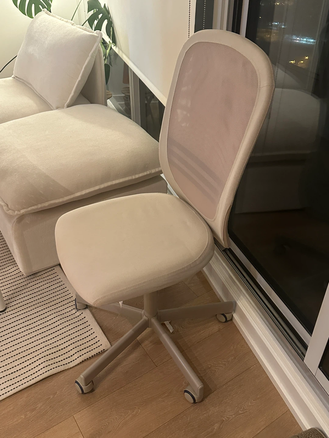 IKEA full set(chair+desk+peg board)