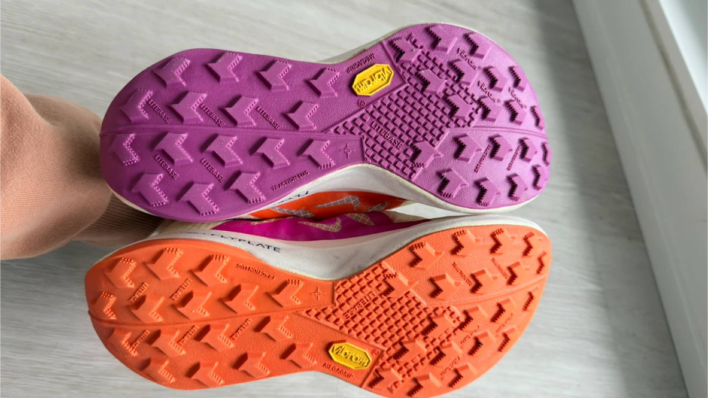 Nike Women’s Sneakers - photo 3