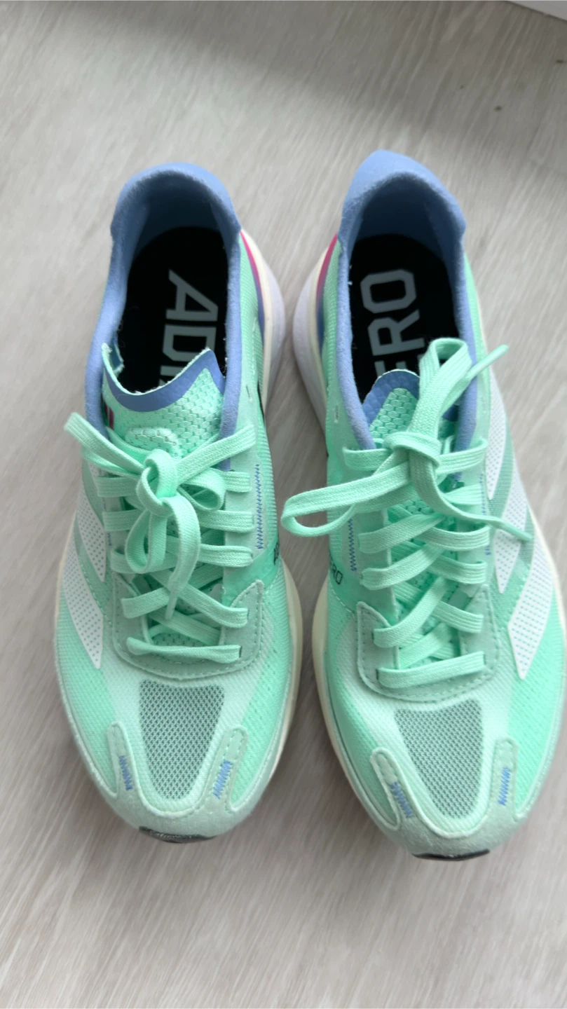 Adidas Women’s Shoes - photo 2