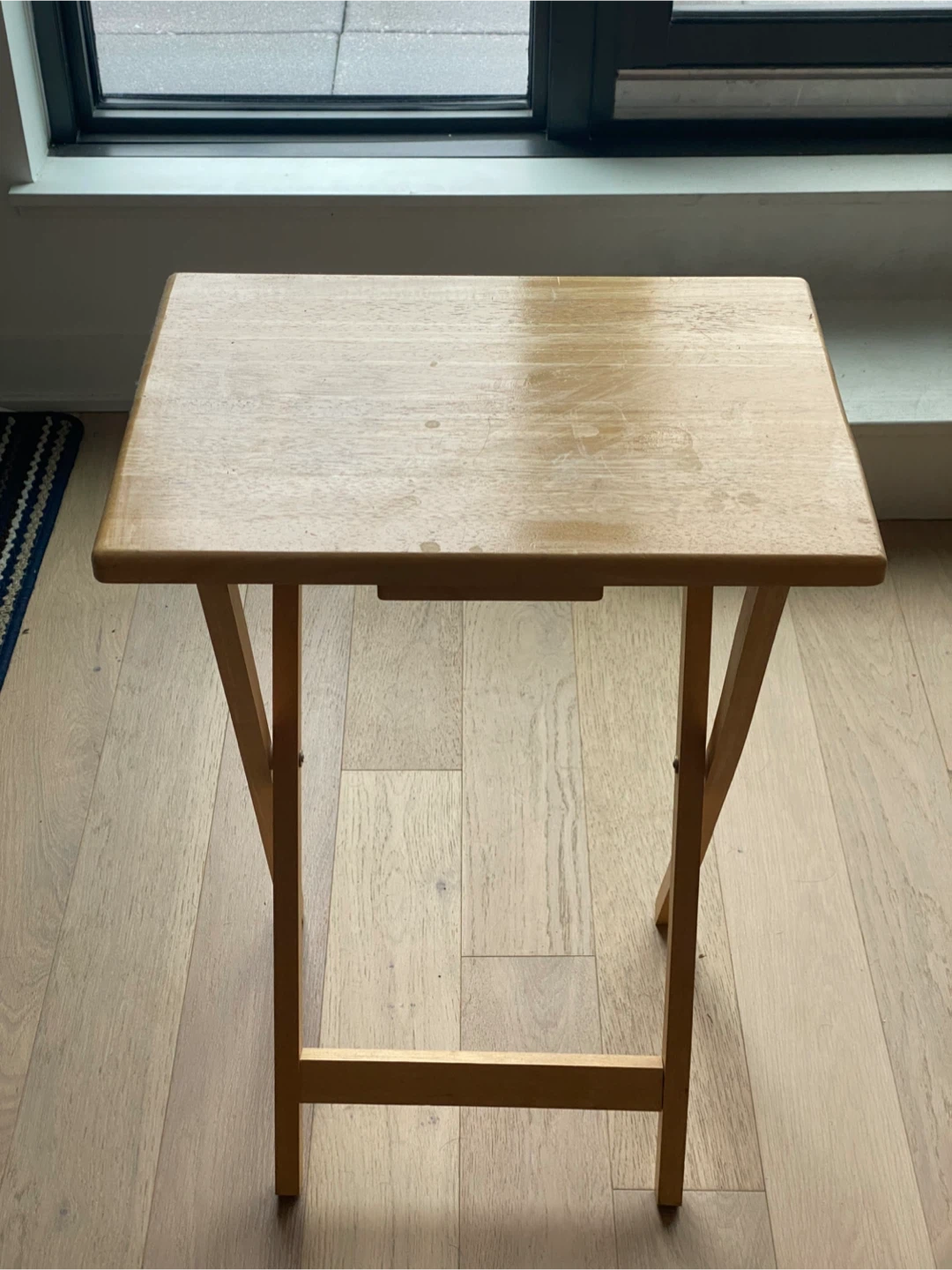Moving sale - Wooden TV Tray Table - photo 5