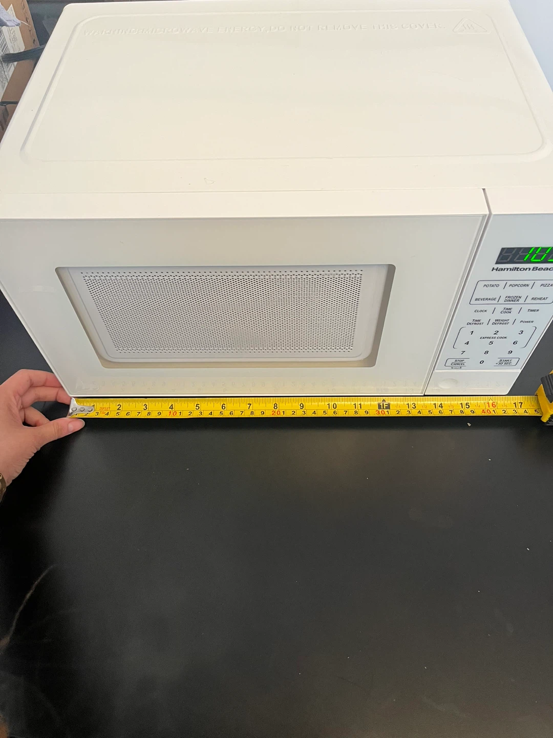 Hamilton Beach Microwave Oven - photo 4