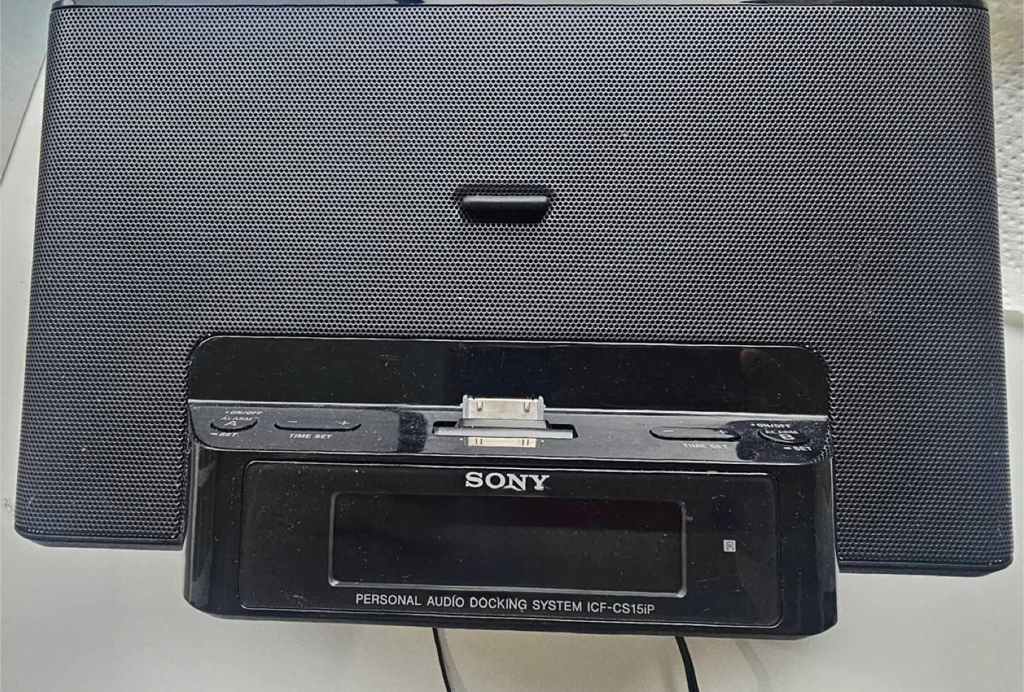 Sony Dream Machine Personal Audio Docking System ICF-CS15IP