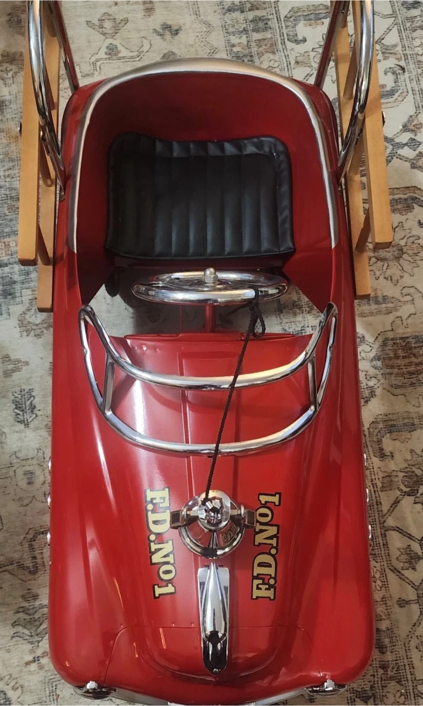 Kids Fire Fighter Pedal Car - photo 3