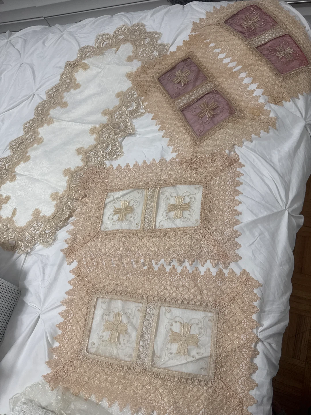 Lace Table Runner and Placemats Set