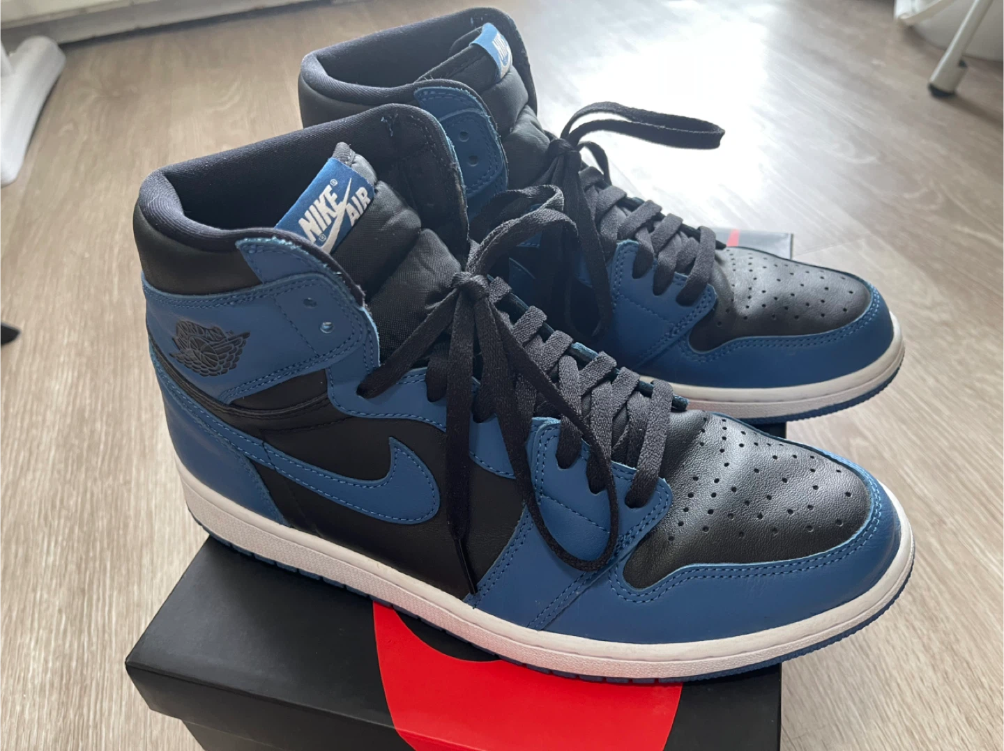 Air Jordan 1 High OG “Marine Blue” - photo 2