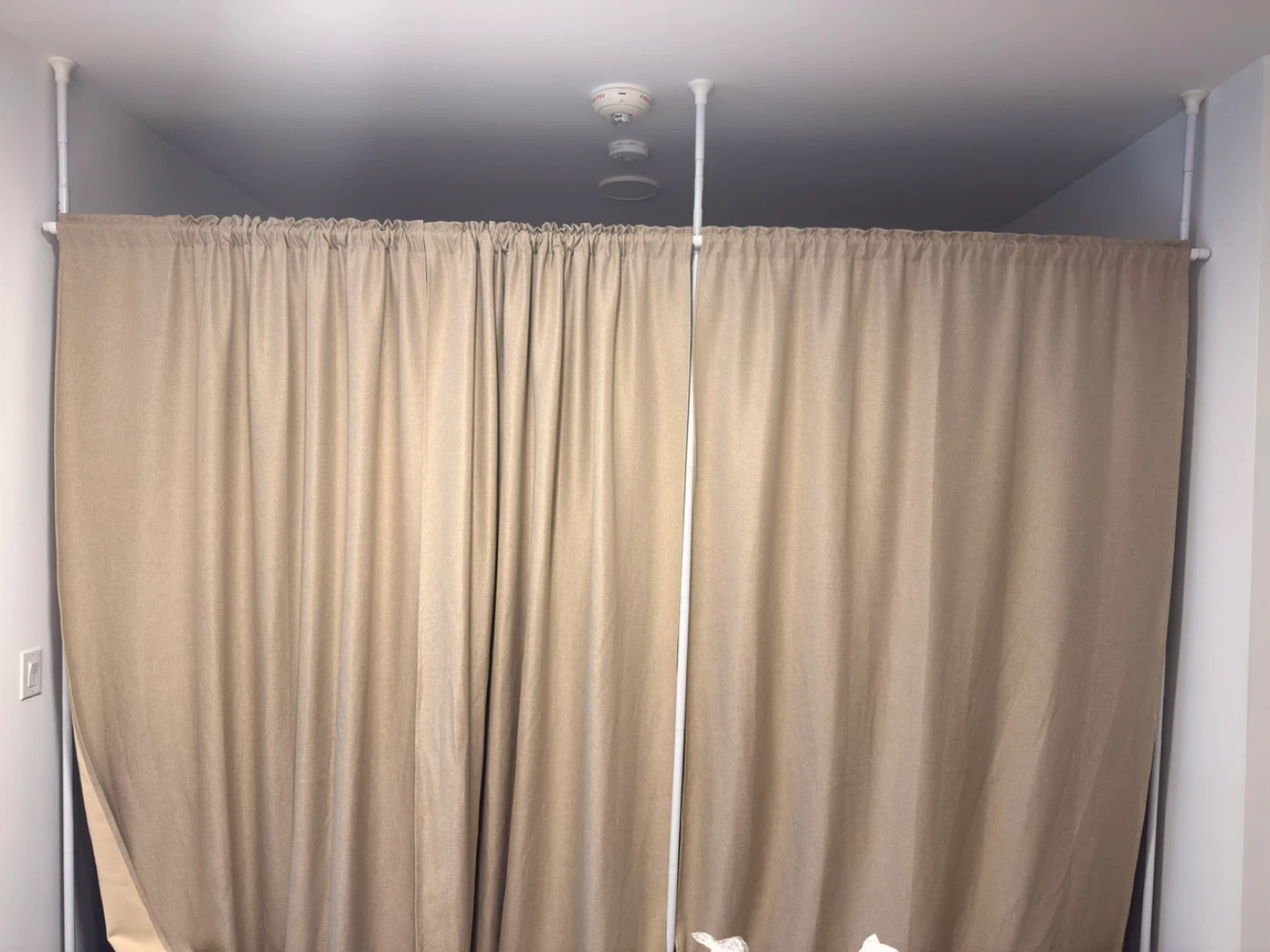 IKEA ANNAJAKSA Room Darkening Curtains Beige 145x250 cm