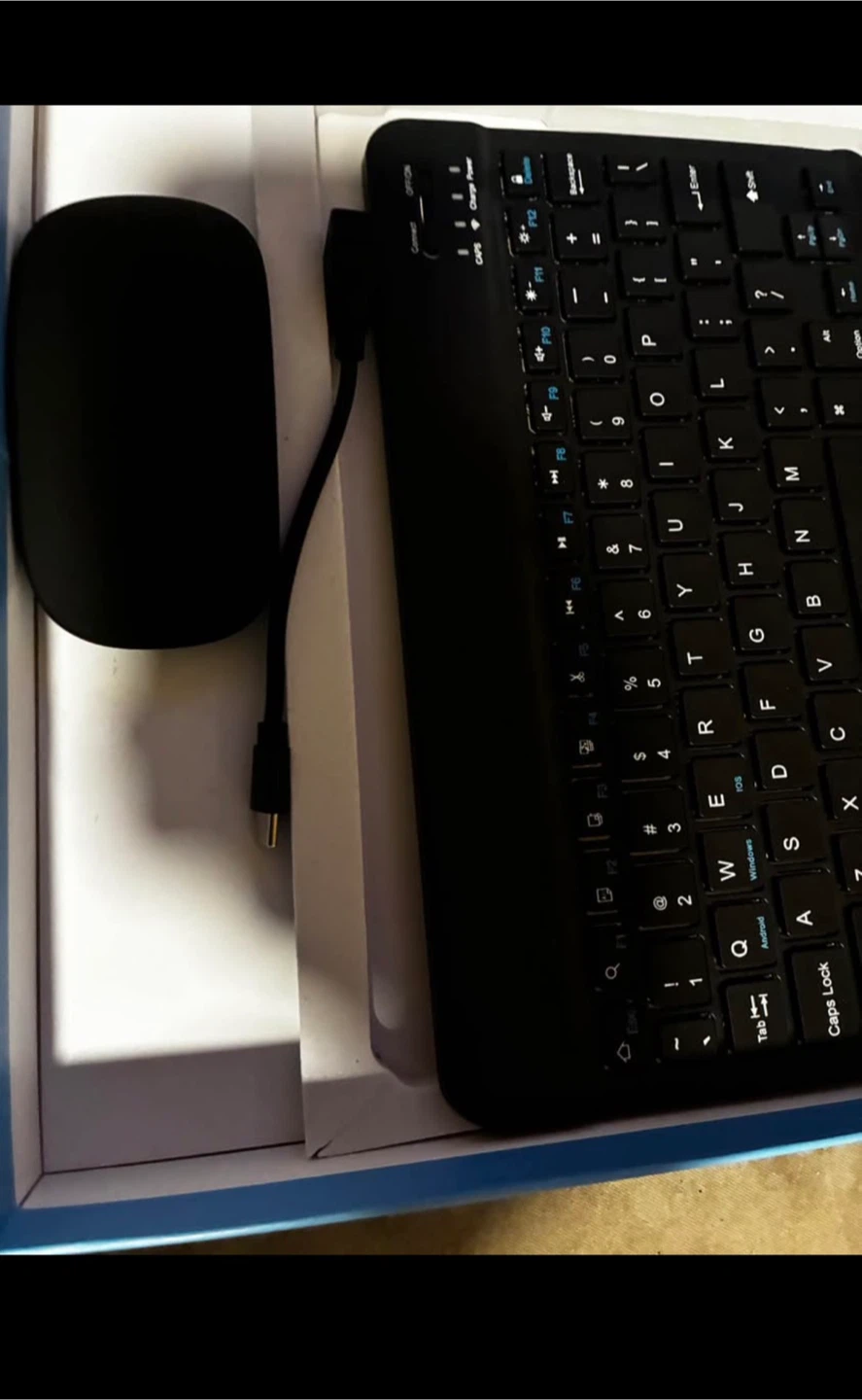 AirVoice Tablet with Keyboard, Mouse, and Stylus - photo 2