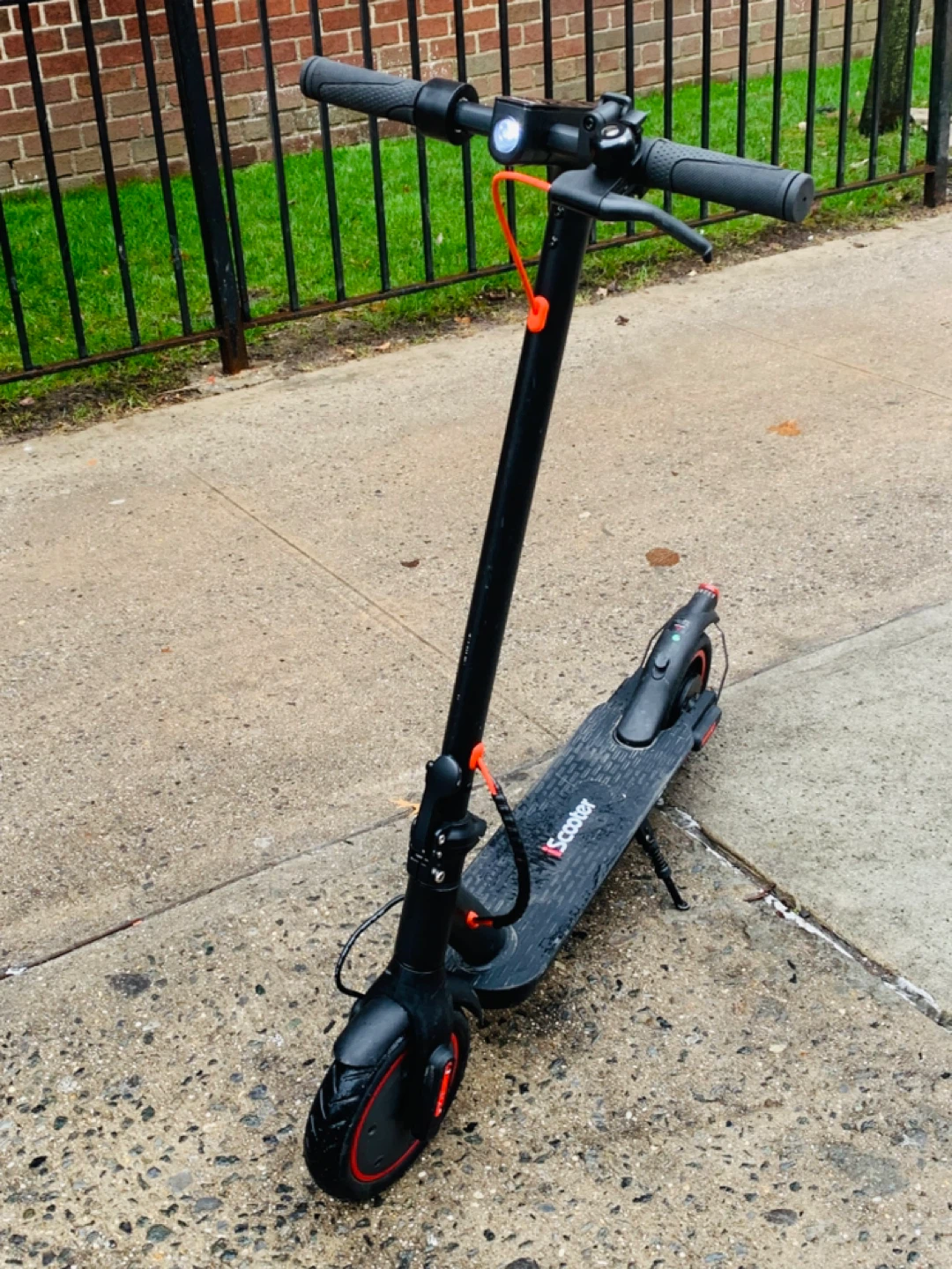 iScooter Electric Scooter run fast - photo 5