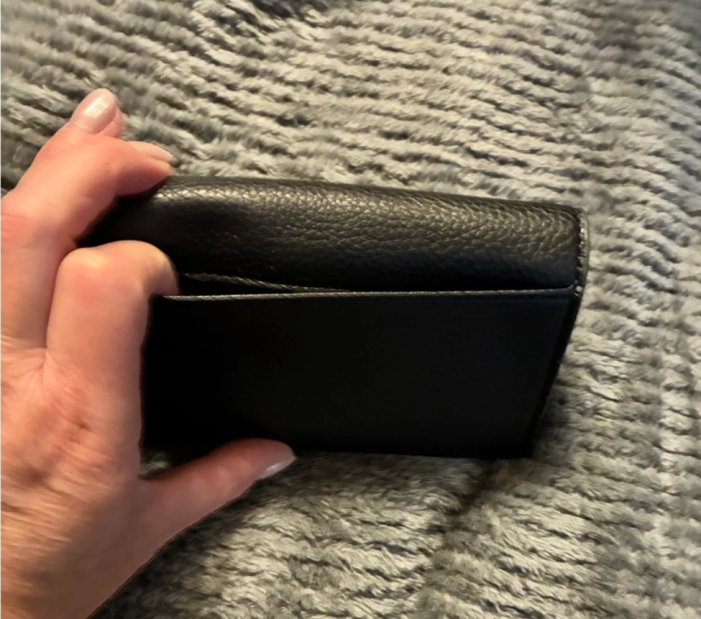 DKNY Black Leather Bifold Wallet - photo 2