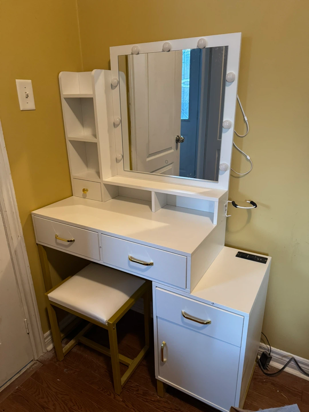 White Vanity Table with LED Mirror and Stool - photo 2