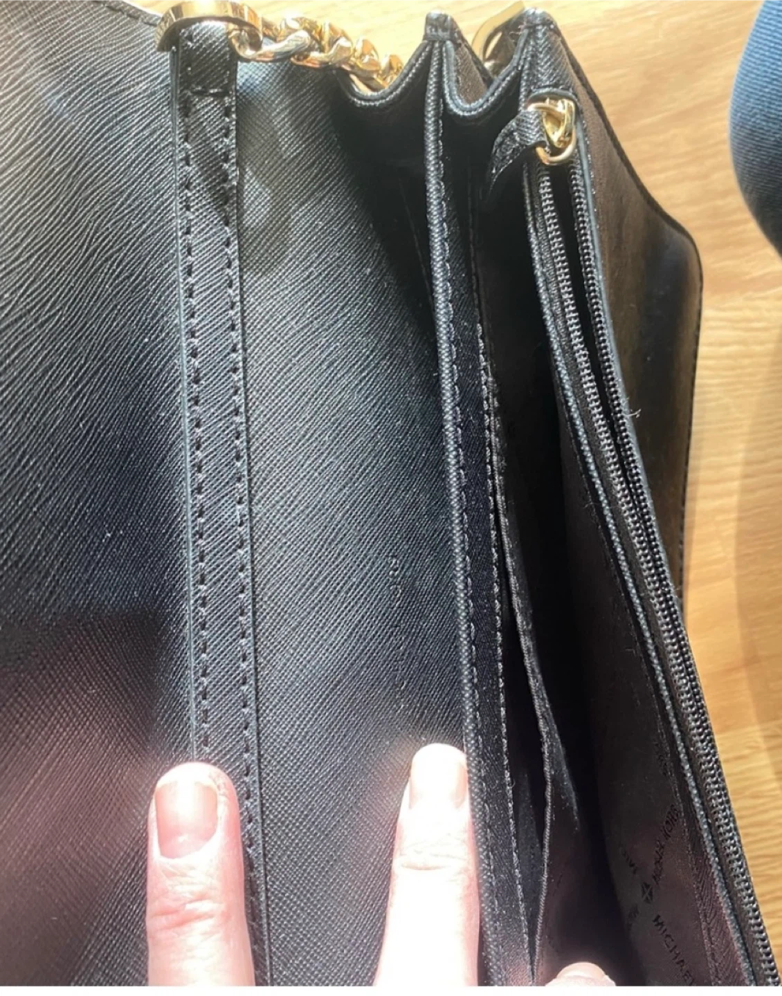 Michael Kors Black Leather Shoulder Bag - photo 5