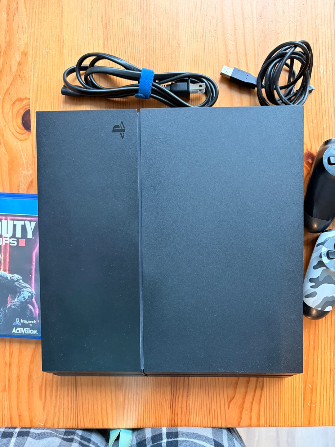 PlayStation 4 Console - photo 2
