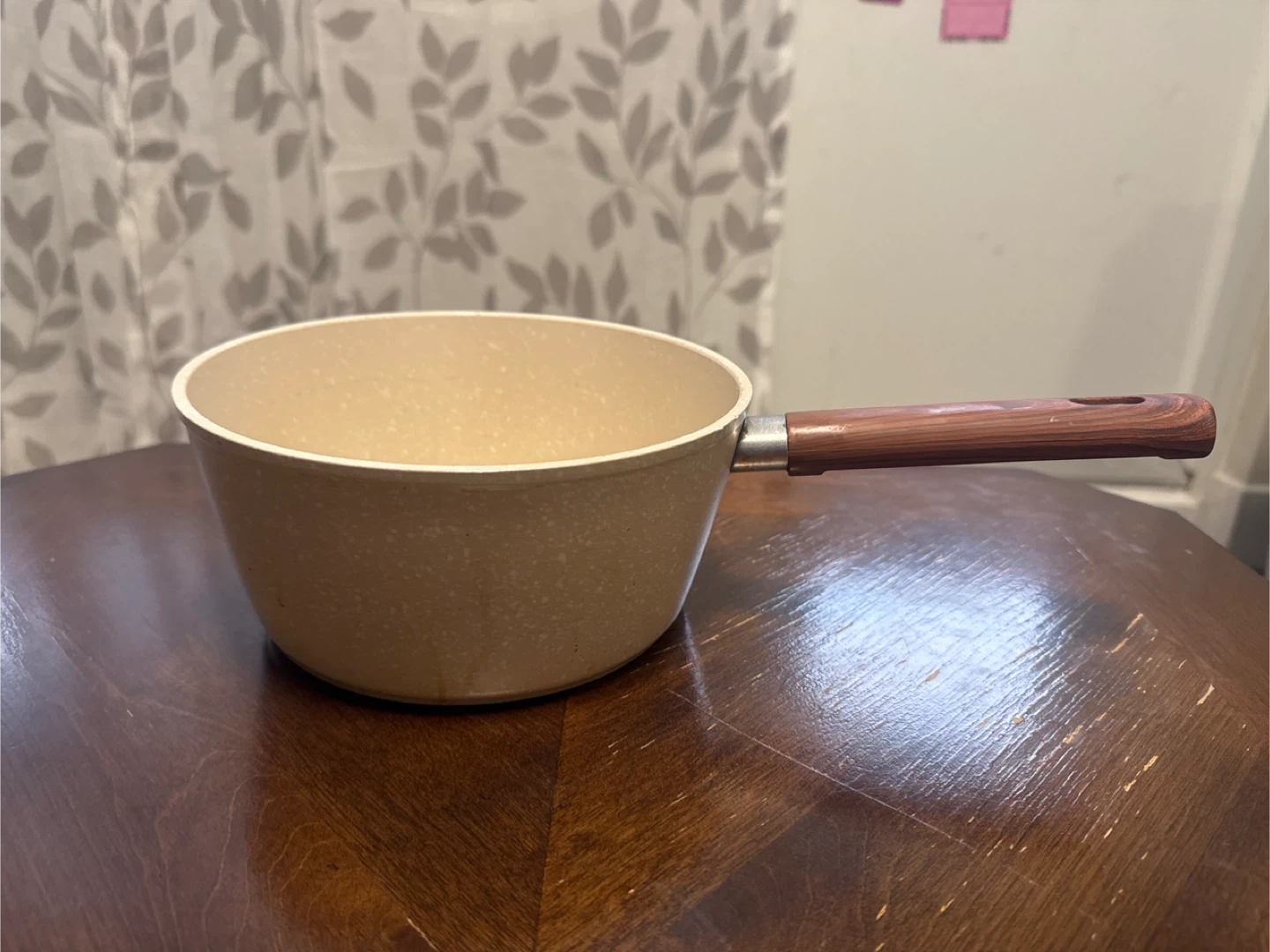 Cream Speckled Saucepan with Wood Handle - photo 2
