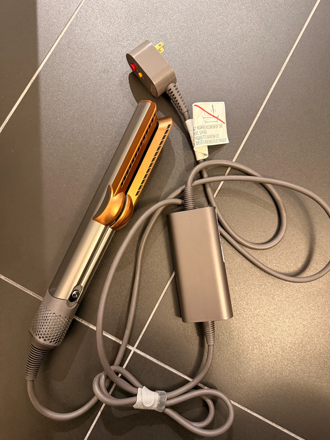 Dyson Straightener - Nickel/Copper used - photo 2