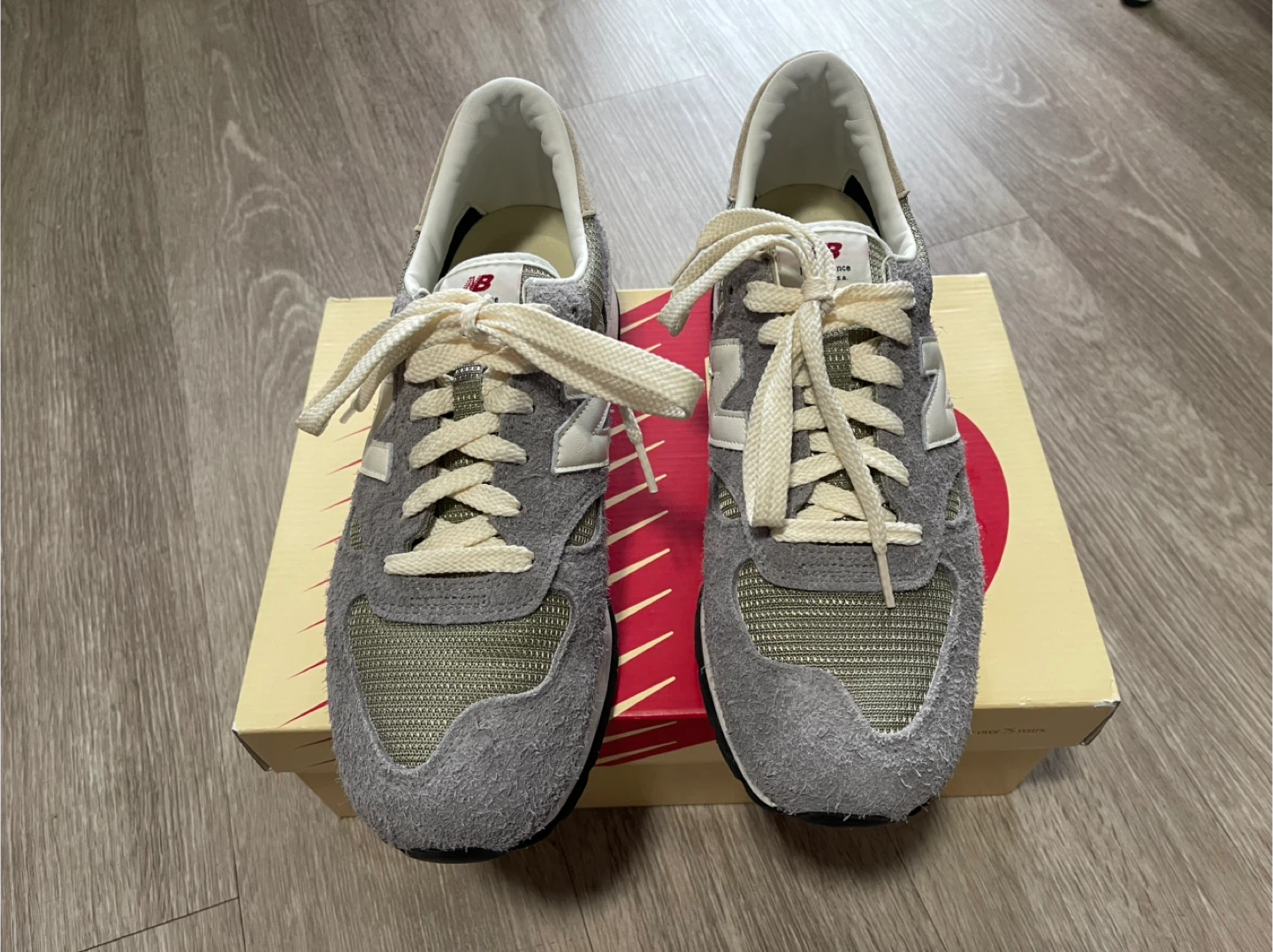 New Balance 990 V5 Grey Athletic Shoes