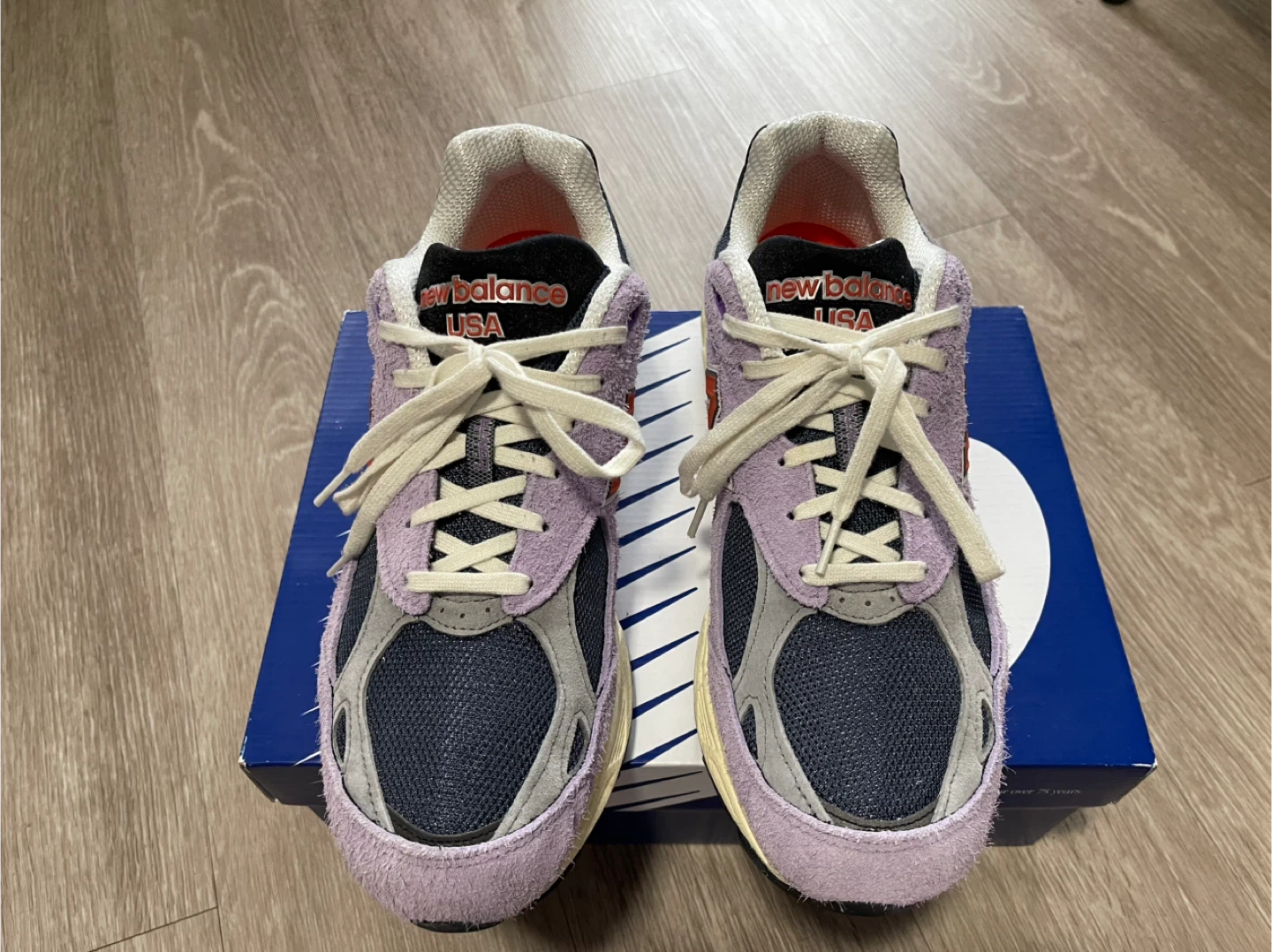 New Balance 990v3 Sneakers - Lavender/Grey/Navy