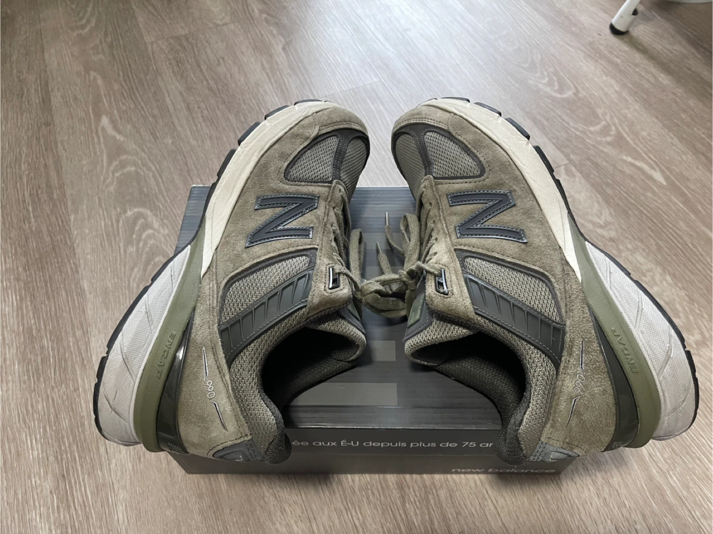 New Balance 990v5 "Made in USA" Sneakers - Olive Green - photo 5