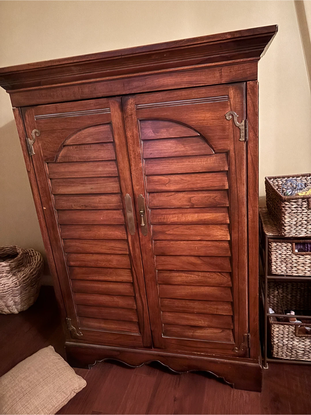 Hekman Fine Furniture - Solid Wood TV Cabinet & Side Table
