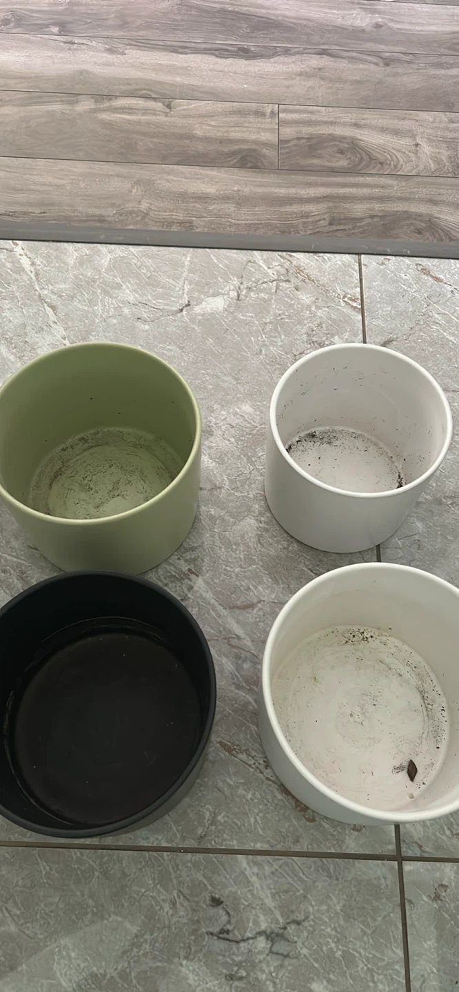 4 indoor plant pots