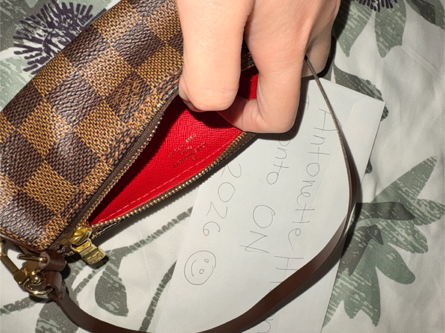 Louise Vuitton DE - photo 5